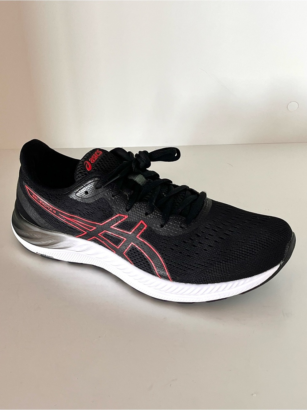 ASICS GEL-Excite 10 Black Red Running Shoes Men's Size 10.5 Like New